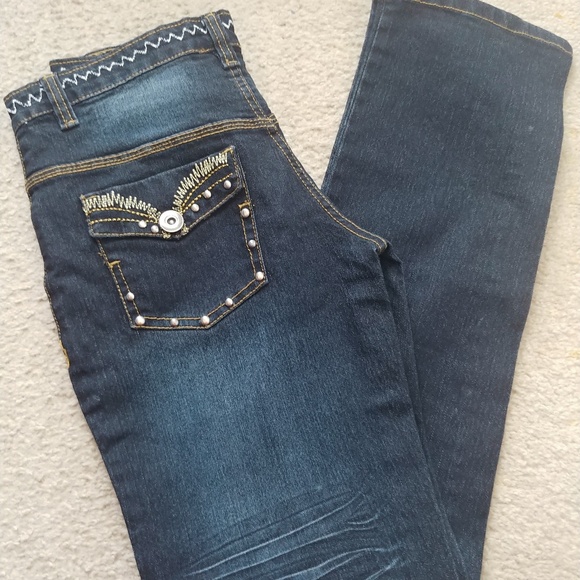🌟Women stylish jeans with embellished back - Picture 3 of 8